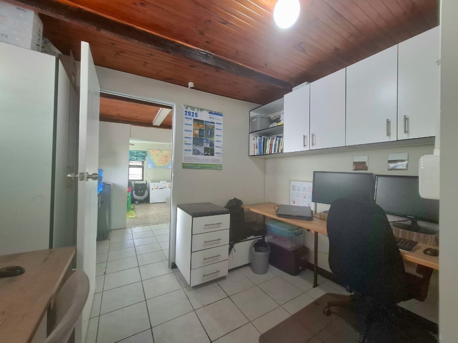 4 Bedroom Property for Sale in Dorchester Heights Eastern Cape